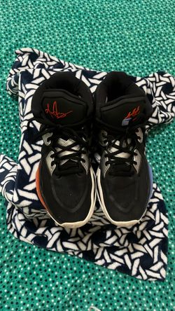 Nike Kylie infinity “fire and water”  basketball shoes