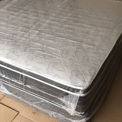 New King Size Bed. Pillow Top Mattress And Box Spring. 