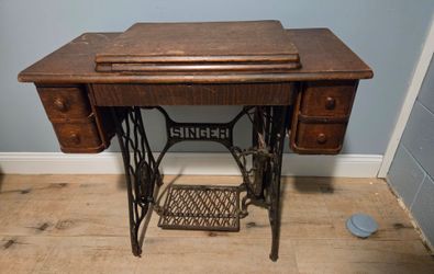 Singer sewing machine