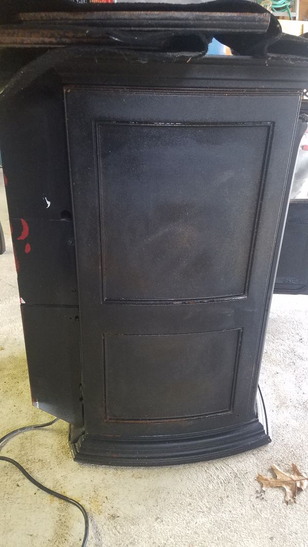 Harman Accentra 2 pellet stove for Sale in Springfield, MA OfferUp