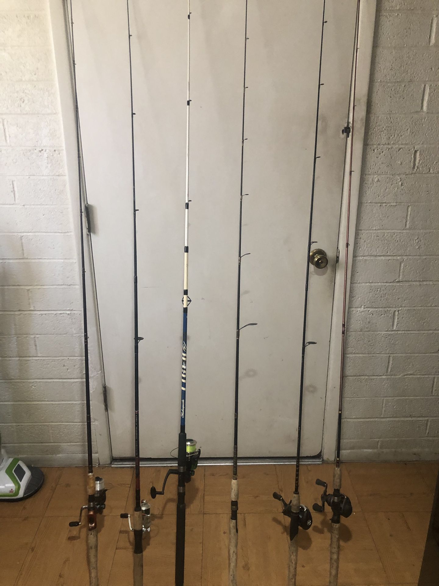 Selling my fishing equipment 3 spin rods sets and 3 bait casters 2 complete