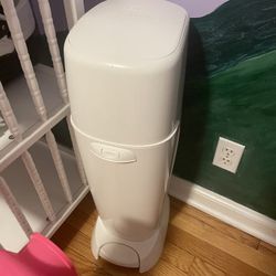 Diaper Genie 