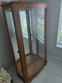 Oak Wood & Glass Curio/Display Cabinet