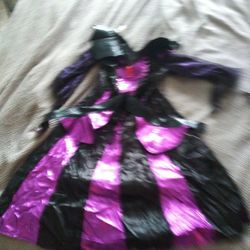 Girls Size 3-4 vampire/witch Halloween Costume