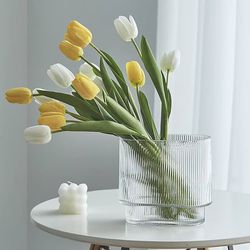 Vintage Ribbed Glass Vase, Clear Glass Vase, Modern Vase, Fluted Glass Vase, Centerpiece Vase for Flowers, Decorative Vase for Living Room, Dining Tab