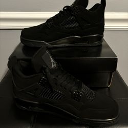 Jordan 4 Black Cat Size 7 Men’s Sneakers