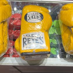 Cleto Reyes Fight Gloves 10 oz -Yellow