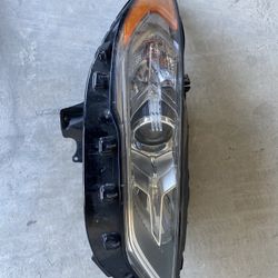 Ford Fusion Headlight