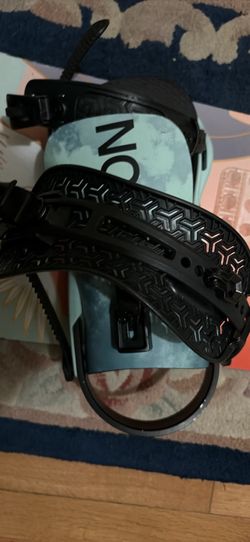 Salomon Huck Knife 158cm + Union Strata Bindings – $450 OBO