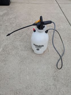Smith foaming sprayer 2 gallons