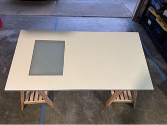 White adjustable desk