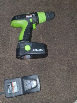 19.2 v Kawasaki drill and battery charger