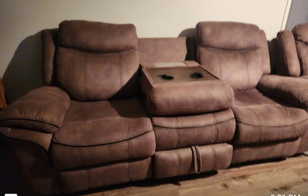 Recliner Couches 