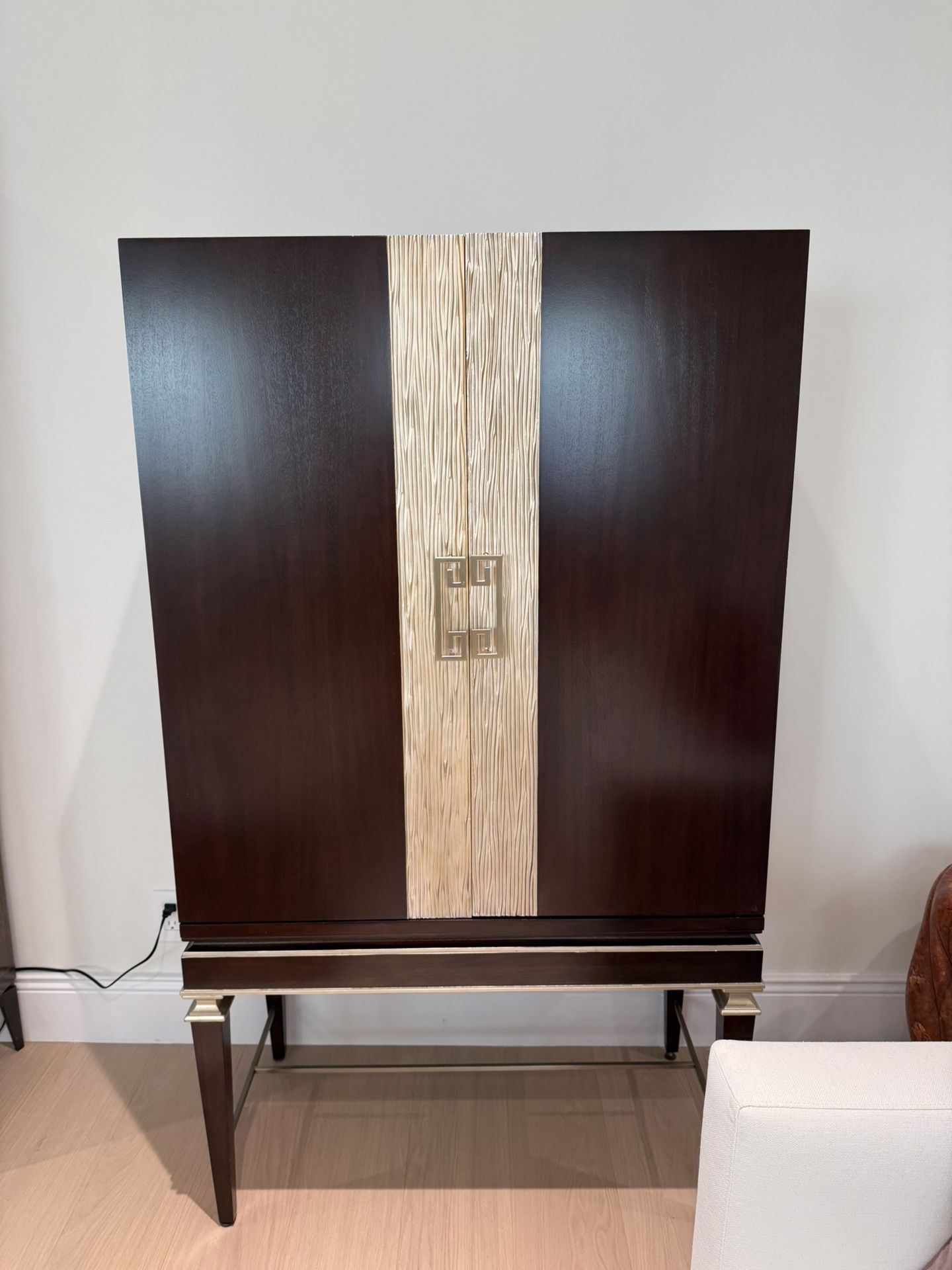 Evansview Bar Cabinet
