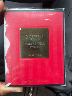 Bombshell Victoria secret
