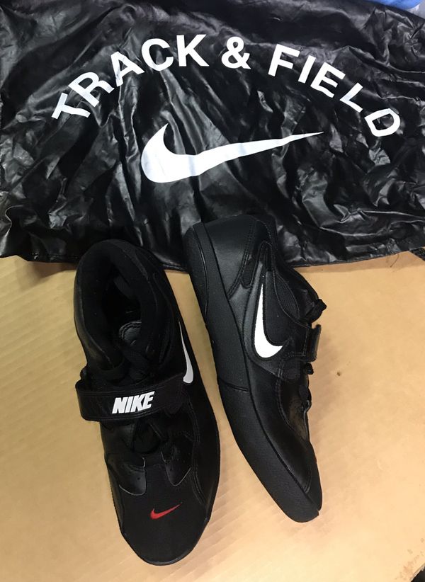 discus shoes nike