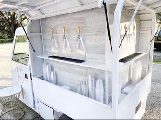 Bar On Wheels!