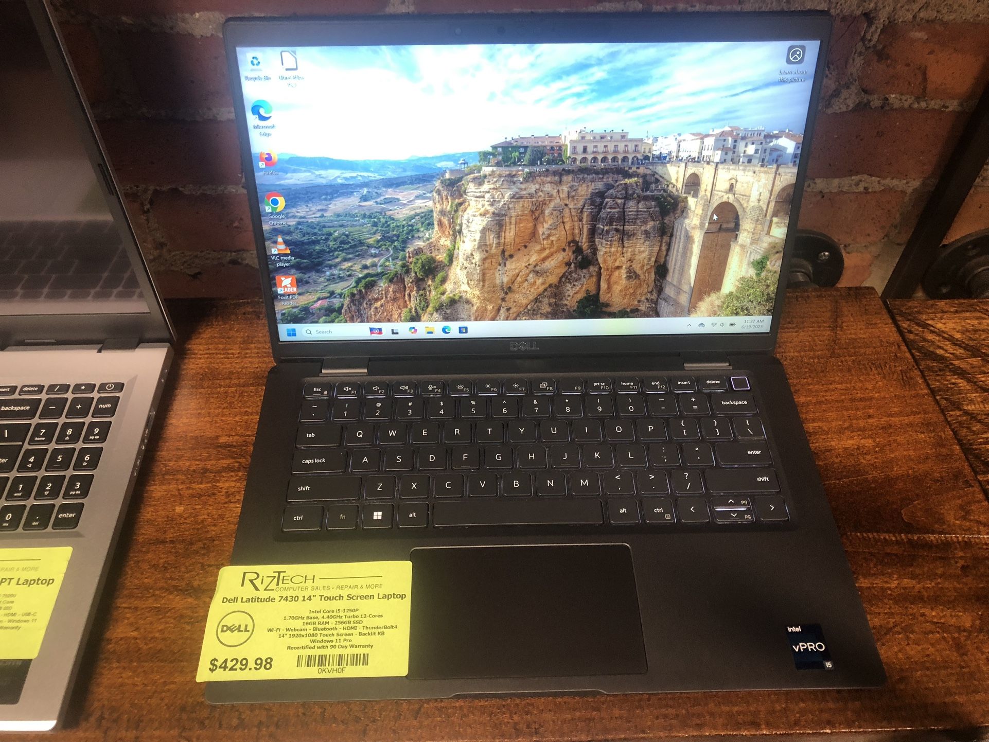 Dell Latitude 7430 – 14" Touch Screen Business Laptop