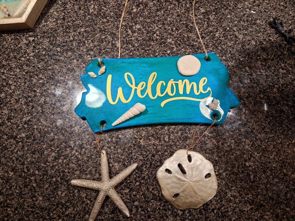 Welcome Signs And Hangings For Doors Or Walls