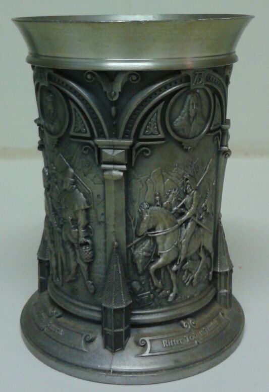 Vintage pewter cup by Zinn