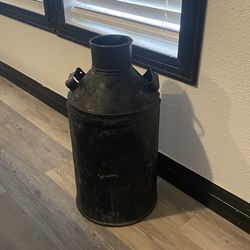 Old antique Milk can
