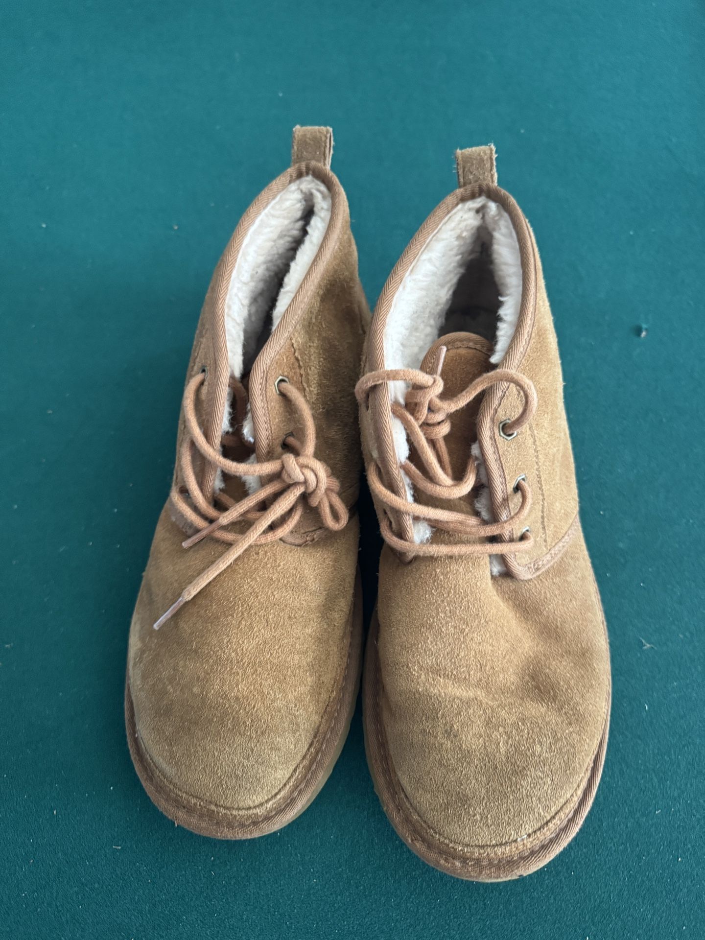 UGG Men’s Size 13 Neumel Suede Lace-Up Boots Chestnut Tan Sheepskin Lined Winter