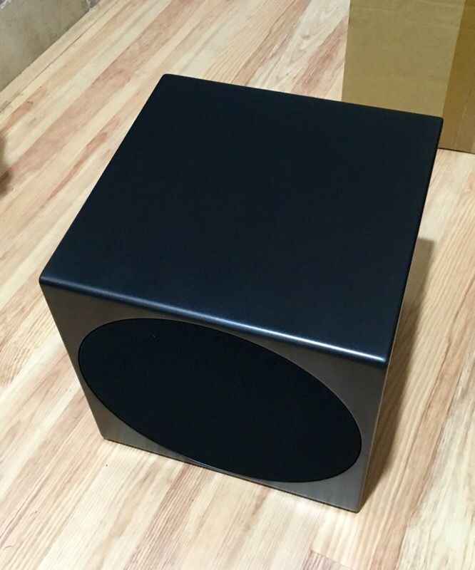 NHT subwoofer W2 with amplifier A1 (not Velodyne or Sunfire)