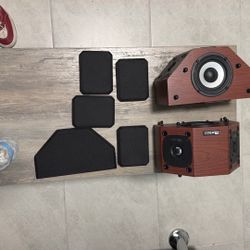 Axiom Millennia 4 Way Speakers 