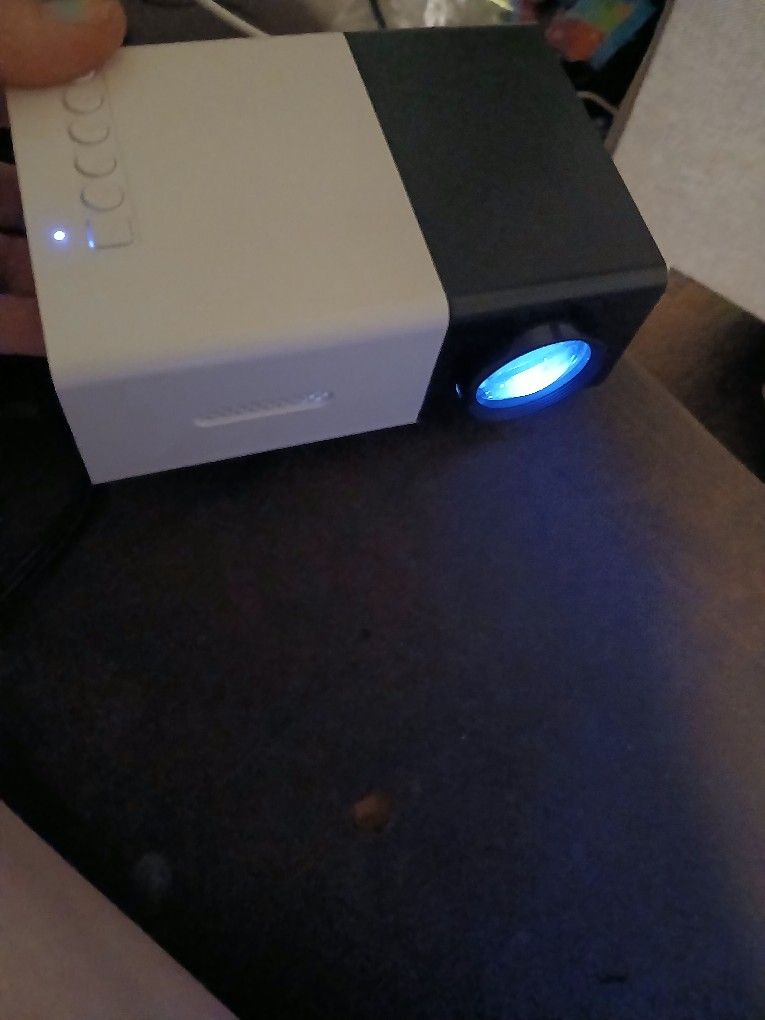 Mini Movie And Photo Projector