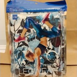 NEW Women's Capri Stretch Legware - Size L / XL