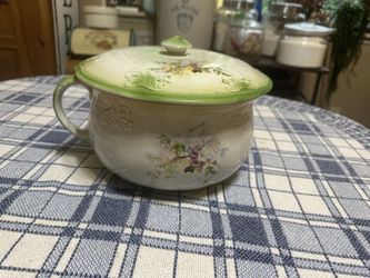 Vintage Victorian Ceramic Chamber Pot With Lid