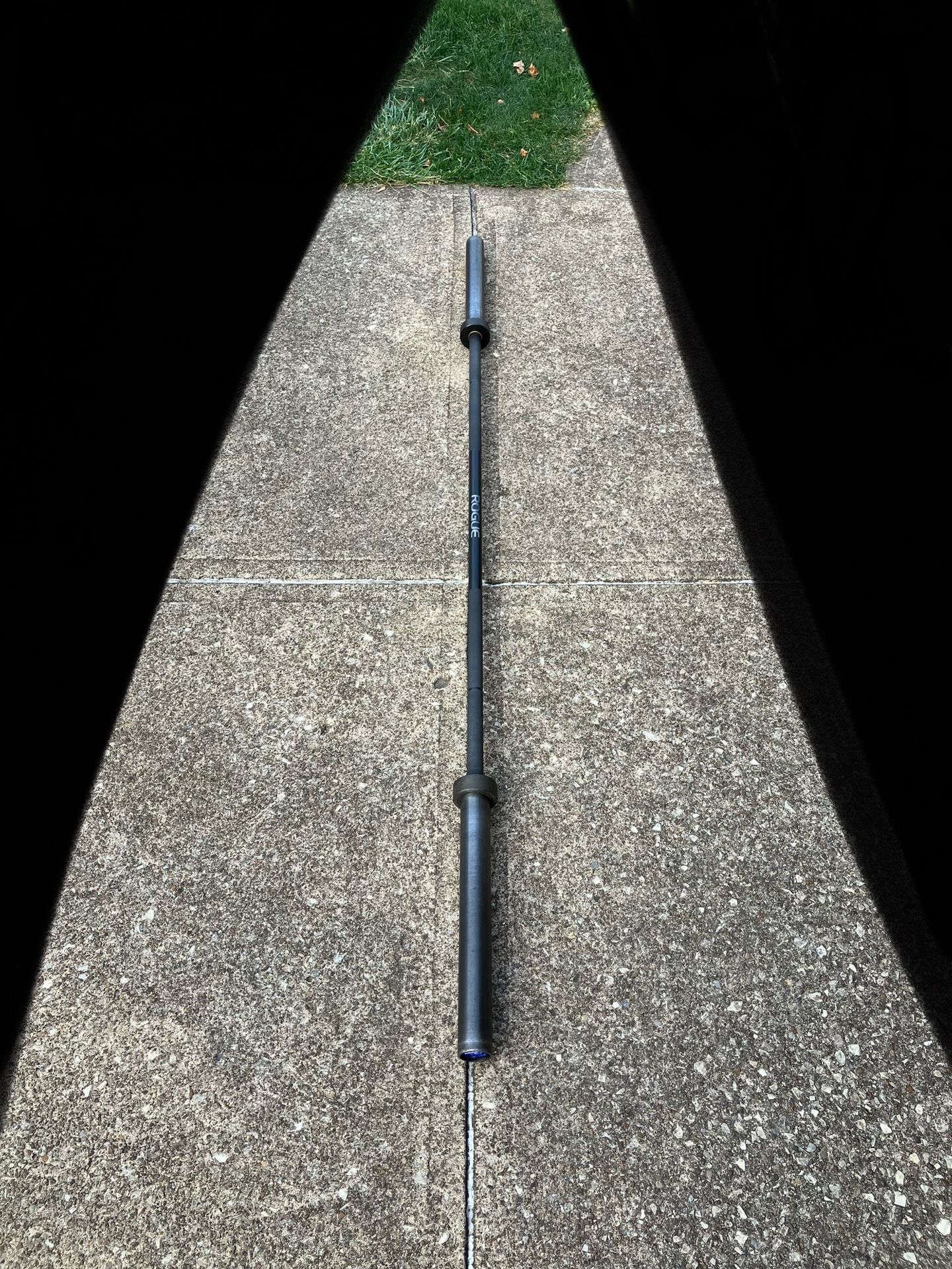 Rogue 28mm Training Bar Cerakote Olympic 2" barbell for the weight plates weights bumper bumpers Fitness