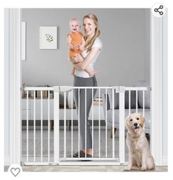Baby /Dog Safety Gate NIB