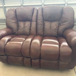 Sofa leather Mateo Wall Reclining Loveseat by La-Z-Boy Furniture great condition