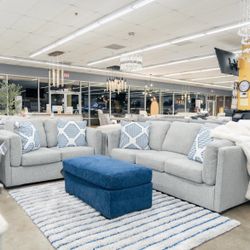 Modern Style Sofa And Loveseats In Stock 