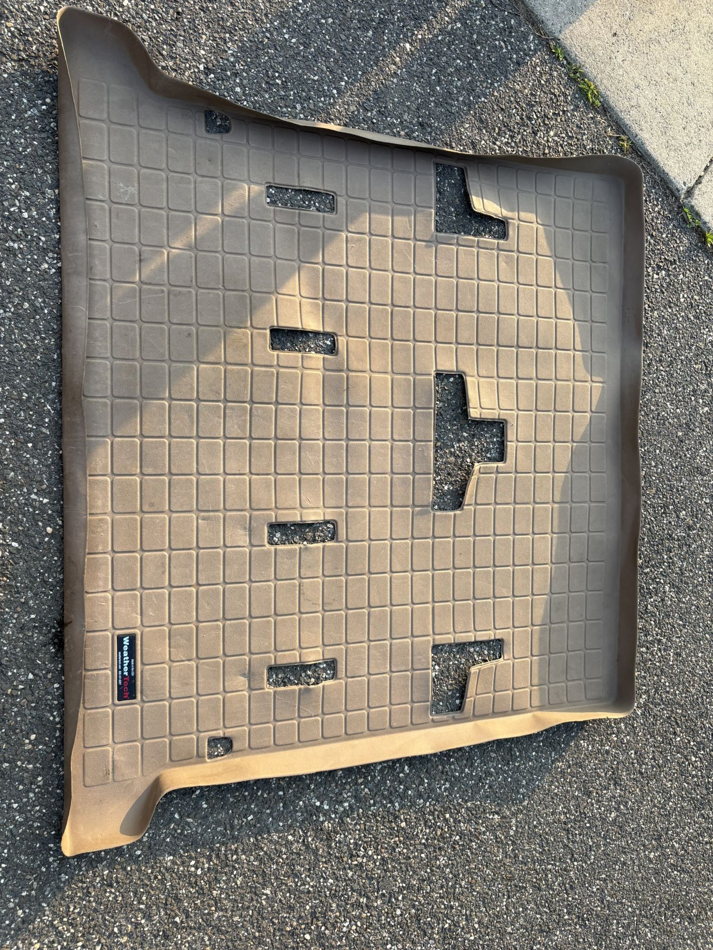 99-06 Chevy Tahoe weather tech 3rd row/cargo mat $40