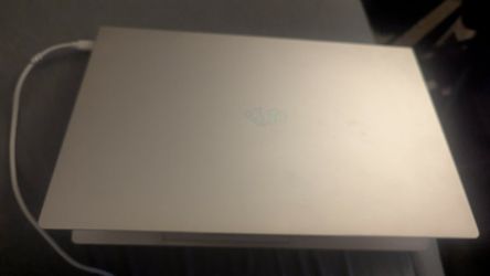 Laptop HAVE 3 DAYS TO MAKE 300 OR EVICTED