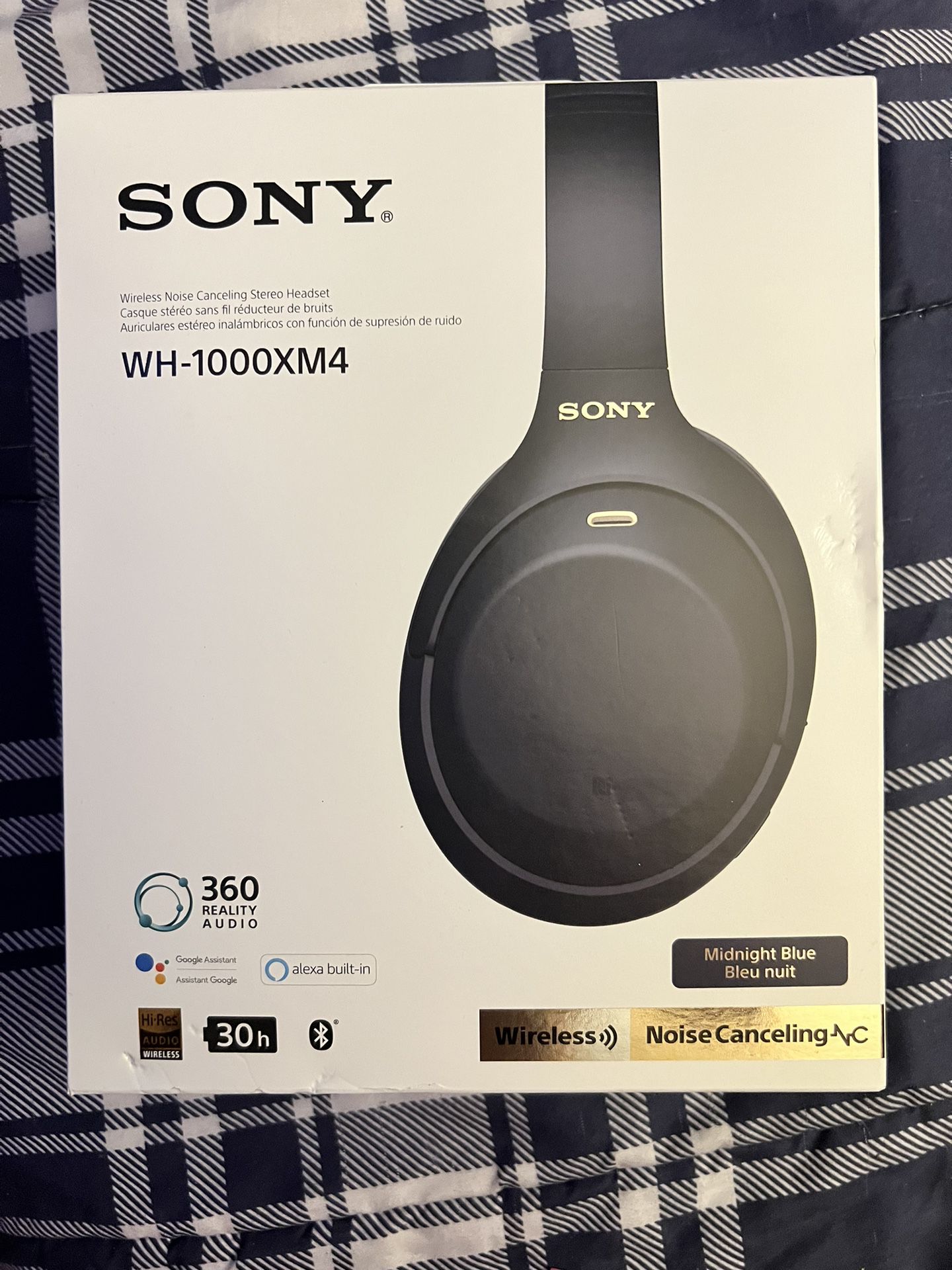 Sony WH1000XM Industry Leading Noise Cancellation for Sale in Los Angeles,  CA - OfferUp