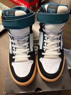 DC Shoes