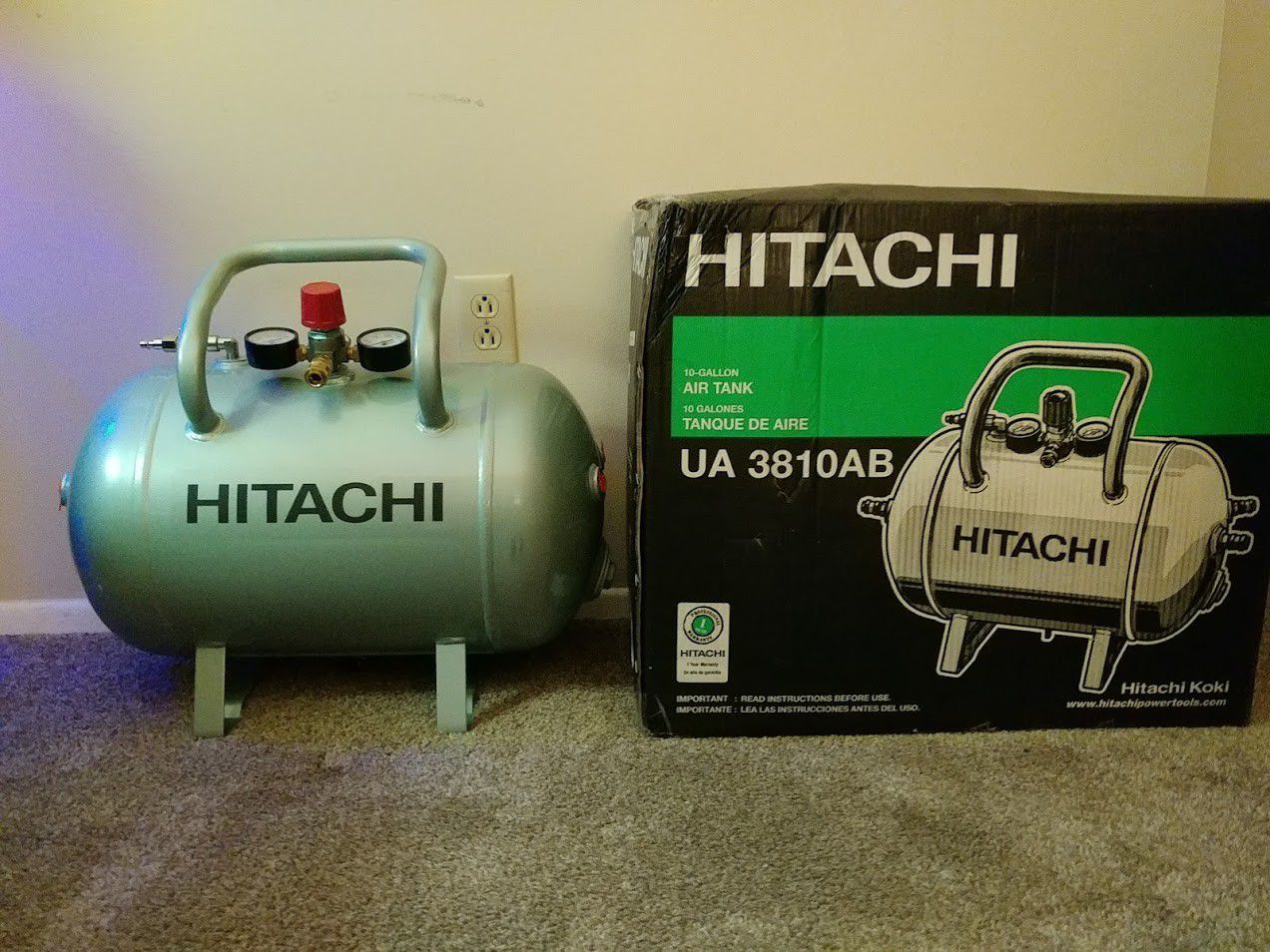 Hitachi 10 gallon air resevoir tank new 3810AB