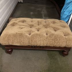 Ottoman  / wood trimming 