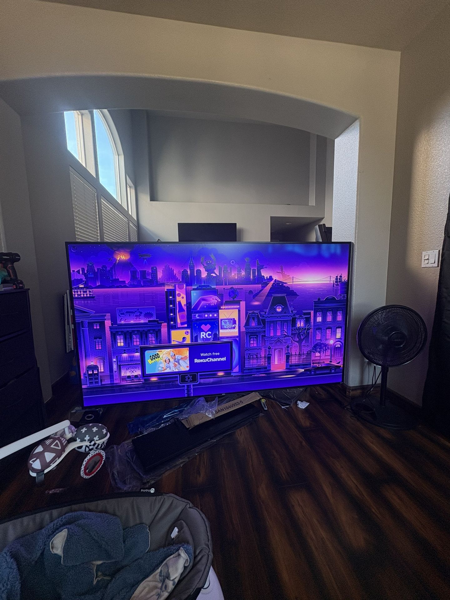 98inch Onn Tv