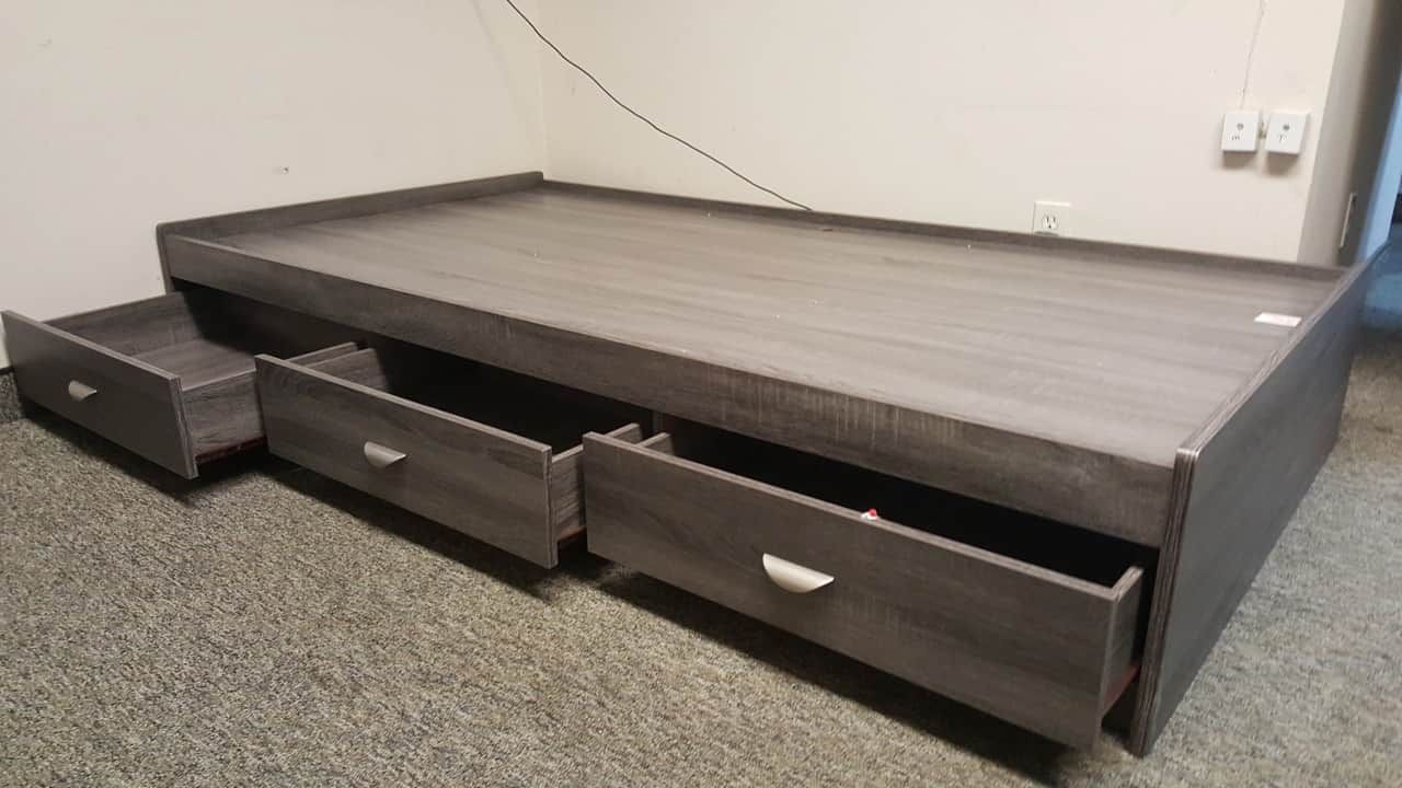 Full Size 3-Drawer Storage Bed Frame, Distressed Grey