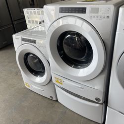 Whirlpool Washer And Dryer 