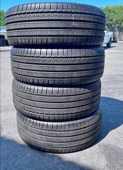 235/45/18 Michelin Selling a set of 4 tires in excellent condition 🫡