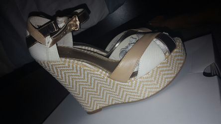 Aldo Elilavia white wedges