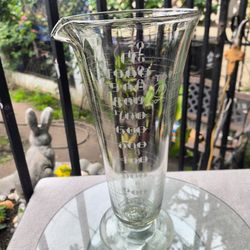 11 1/2" 1000 CC Antique Etched Glass Science Beaker