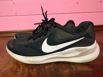 Women’s Nike shoes