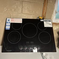 Frigidaire FGEC3068UB 30" Black Built-In Electric Cooktop with 5 Burners