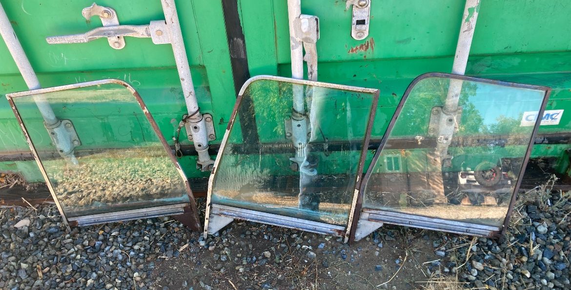 Window Glasses 1959 Chevy Apache $40 Each Or $100 For All